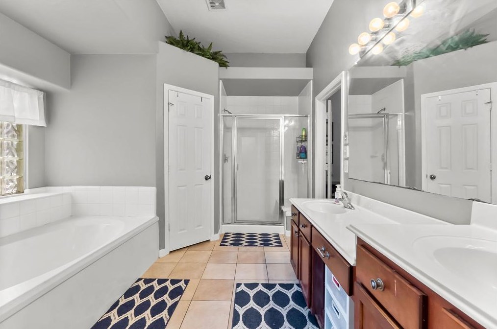 2223 Lazy Trl Path Ct, Spring TX 77373-7669 exterior