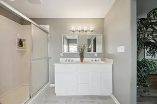 219 Bora Bora Dr, Tiki Island, TX 77554 - Photo 15