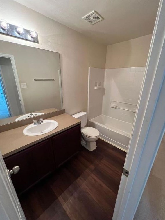 16442 Noble Mdw Ln, Houston TX  77073-6279 exterior