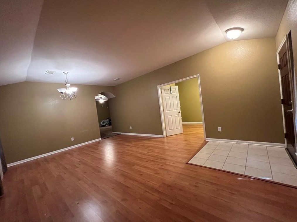 1330 Bartlett Cove Dr, Houston TX  77067-3513 exterior
