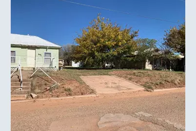 323 W 6th Street, Spur, TX 79370 - Photo 3