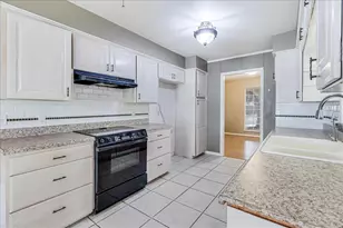 4125 Meridian Pl, Corpus Christi, TX 78411 - Photo 11