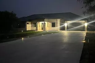 1463 Mountain Vly Dr, Concan, TX 78838 - Photo 33