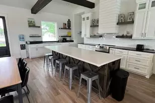 1463 Mountain Vly Dr, Concan, TX 78838 - Photo 7