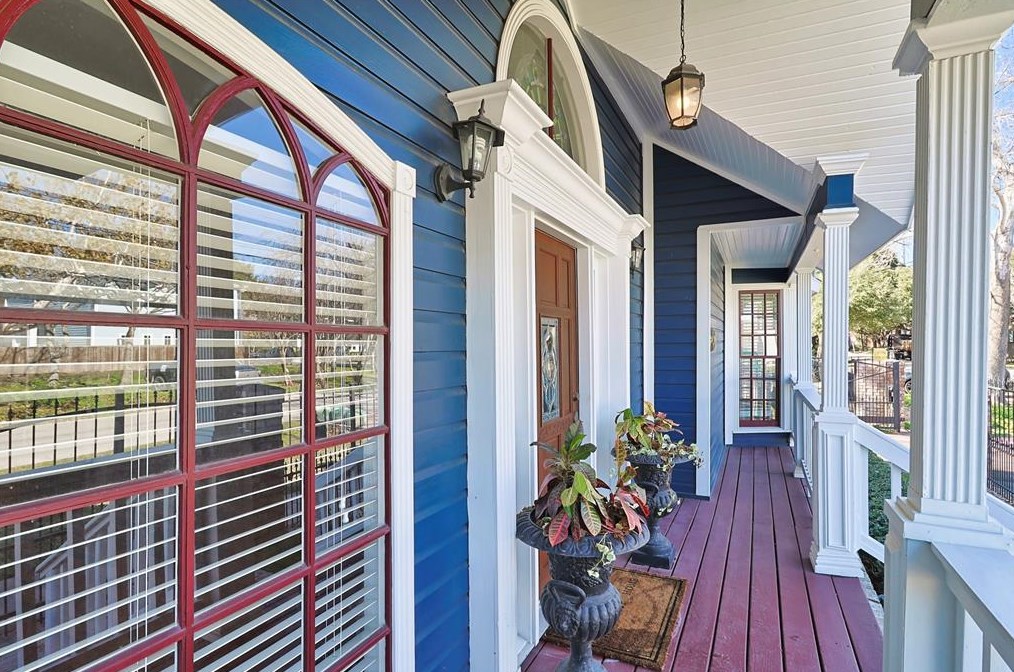 216 9th St, Houston TX  77007-1518 exterior