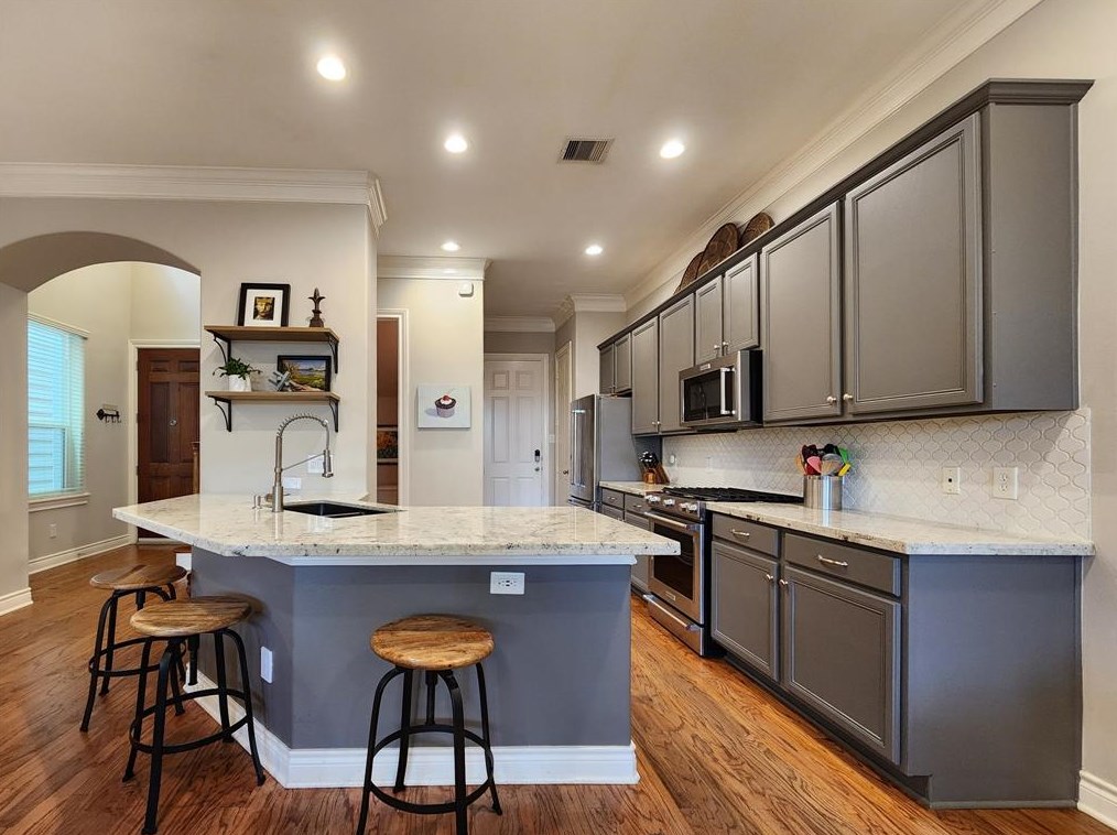 5739 Darling St, Houston TX  77007-1863 exterior