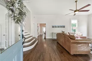 612 S Day St, Brenham, TX 77833 - Photo 9