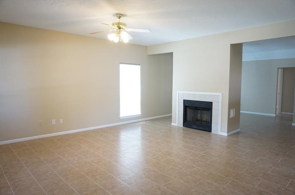 14310 Arborcrest St, Houston TX  77062-2026 exterior