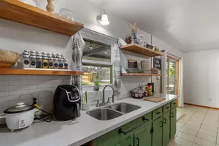 313 Ellen Dr, Deer Park, TX 77536 - Photo 5