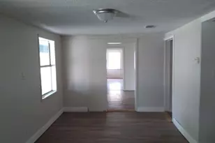 1408 Austin St, Bay City, TX 77414 - Photo 7