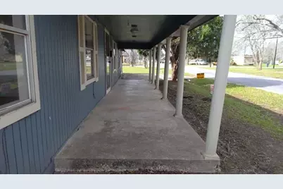 1408 Austin Street, Bay City, TX 77414 - Photo 3