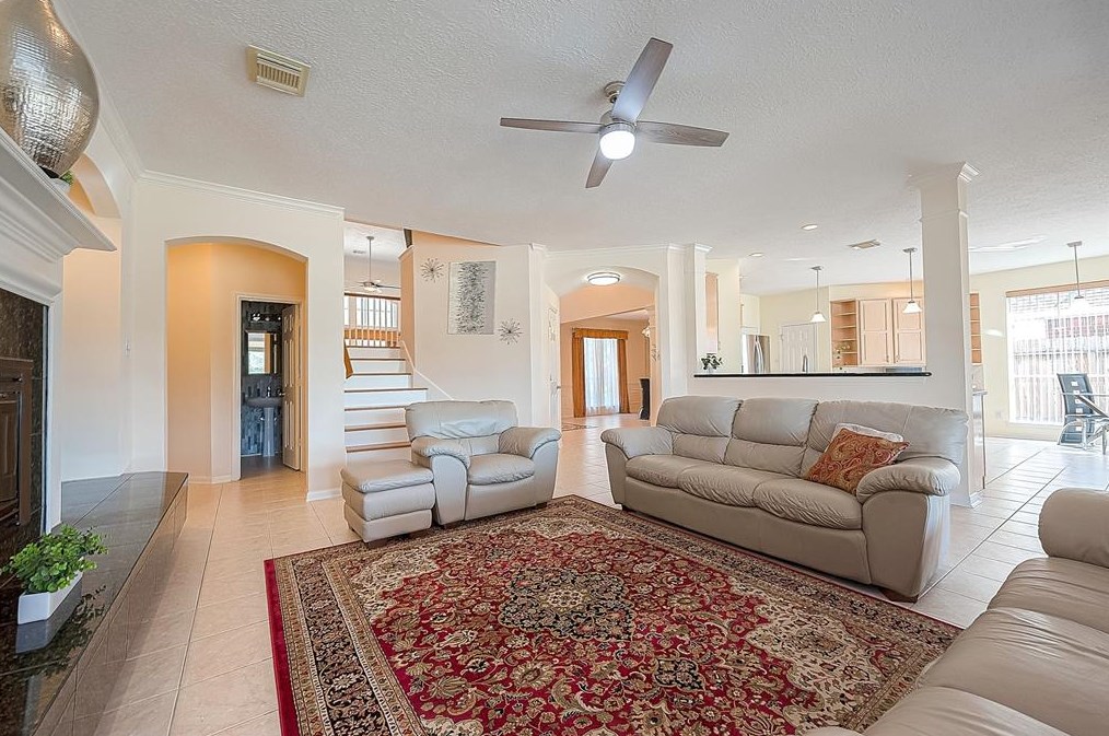 12315 Shadow Cv Dr, Houston TX  77082-2502 exterior