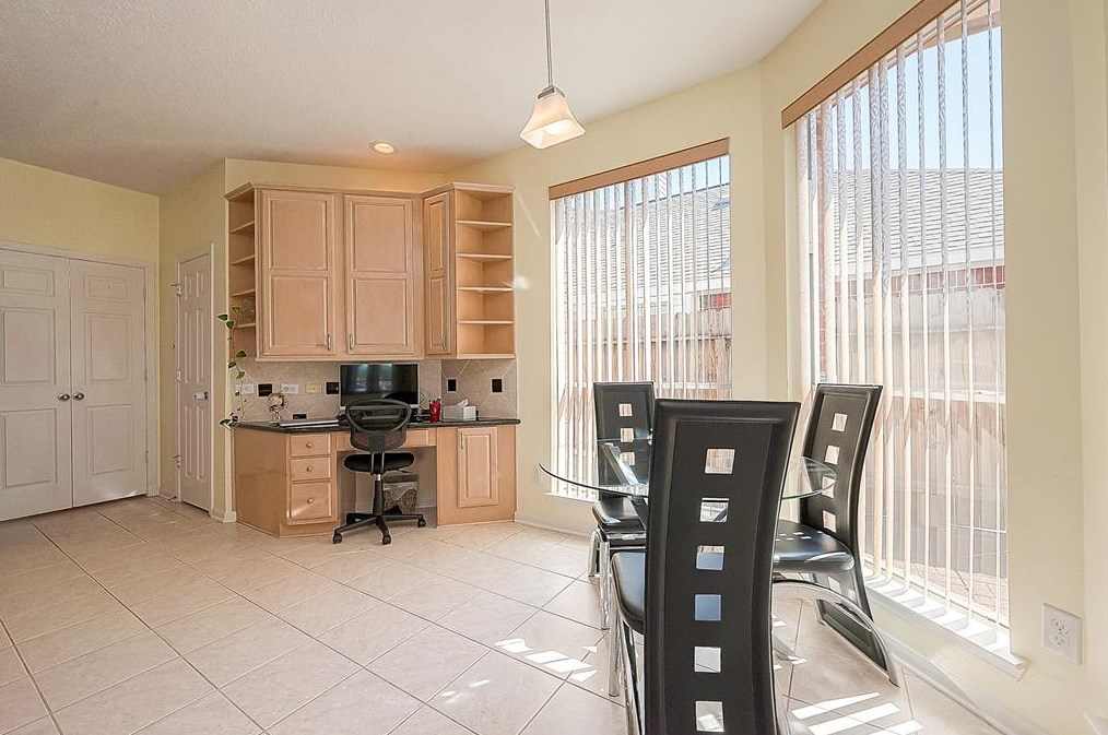 12315 Shadow Cv Dr, Houston TX  77082-2502 exterior