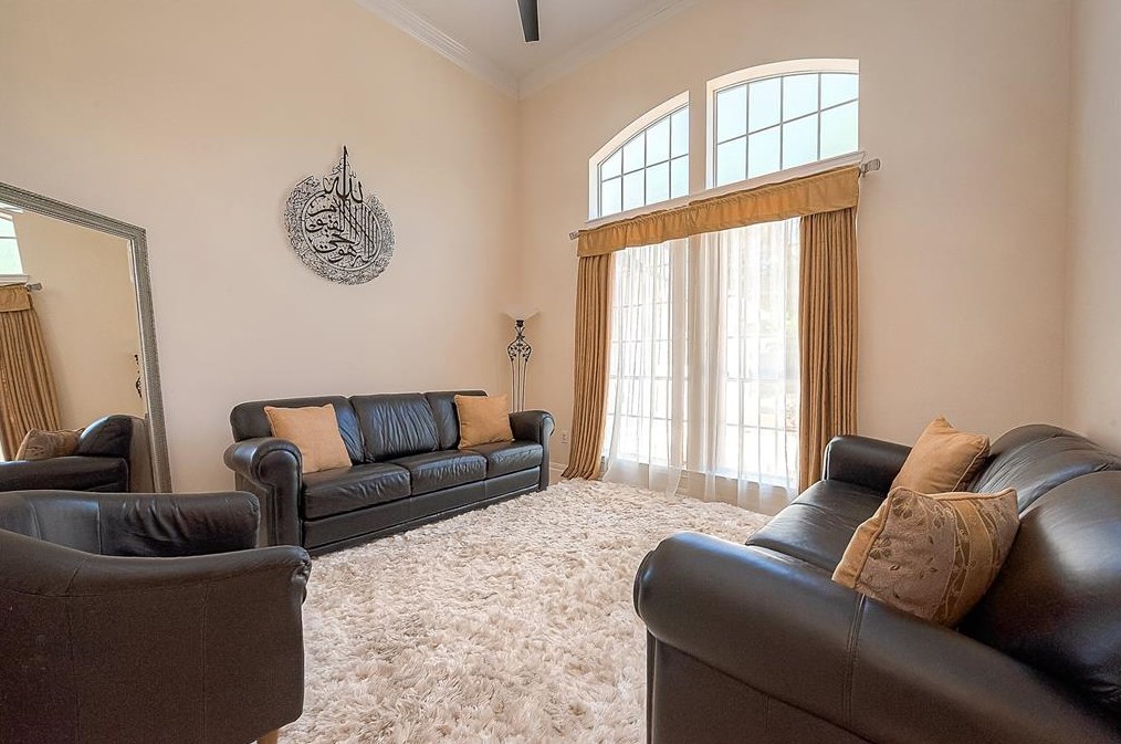 12315 Shadow Cv Dr, Houston TX  77082-2502 exterior