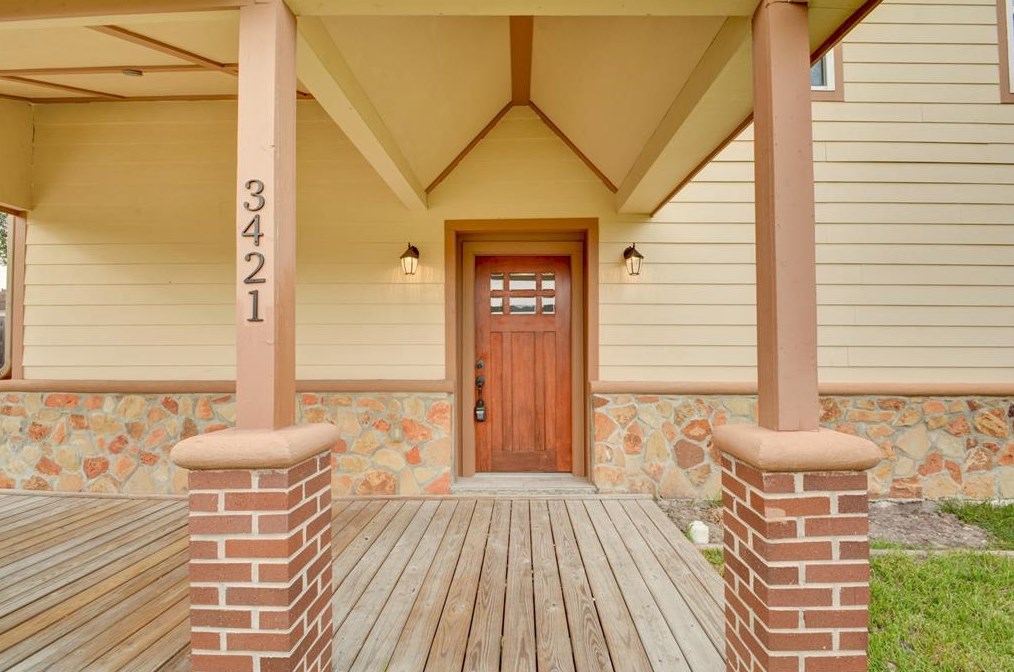 3421 Southmore Blvd, Houston TX  77004-6330 exterior