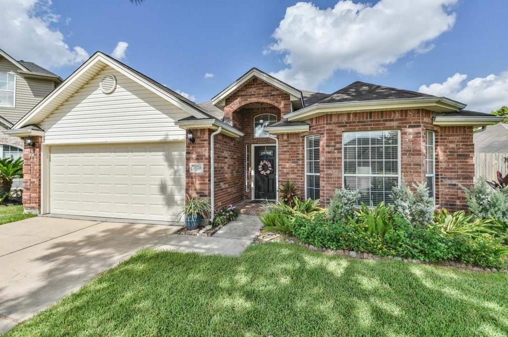 10826 Mistic Meadows Ct, Houston TX  77064-4042 exterior