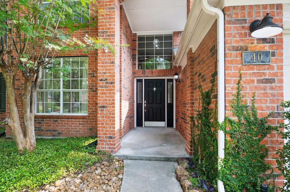 40 Twinberry Pl, Spring TX  77381-6500 exterior