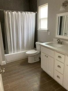 517 Atchison St, Sealy, TX 77474