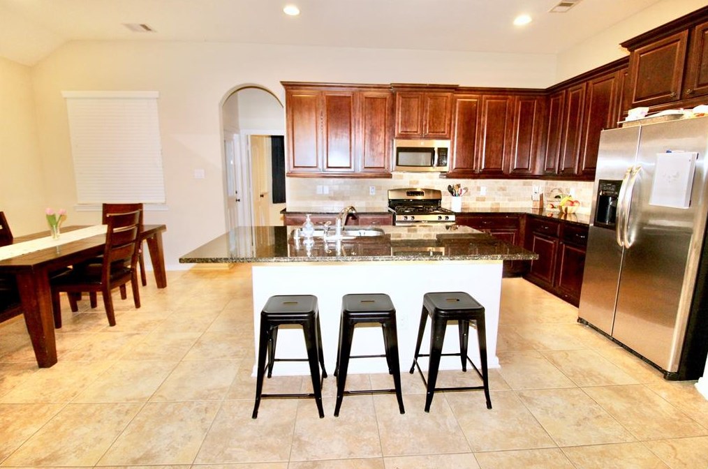 4930 Ginger Bluff Trl, Katy TX  77494-3499 exterior