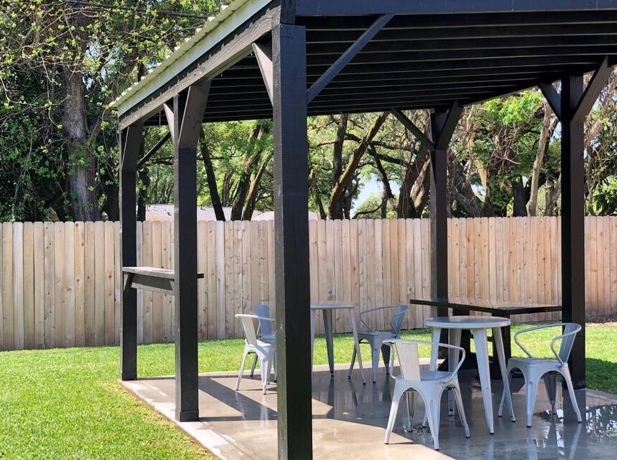 9733 Neuens Rd, Houston TX  77080-6426 exterior