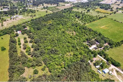 1835 S Cherry St Street, Tomball, TX 77375 - Photo 5