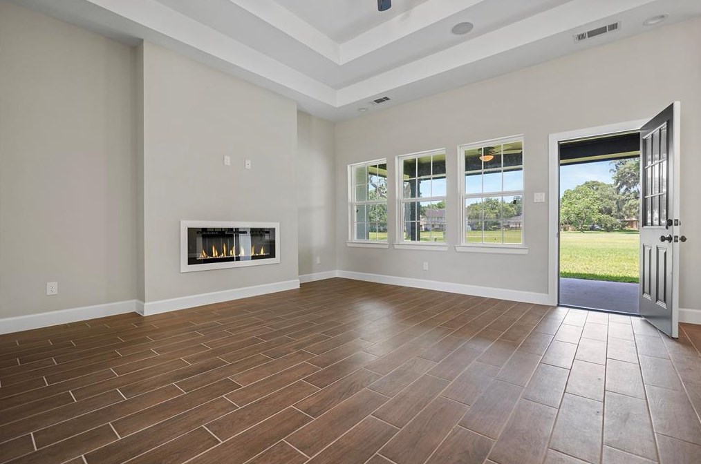 614 Longhorn Trl, Angleton TX 77515-9623 exterior