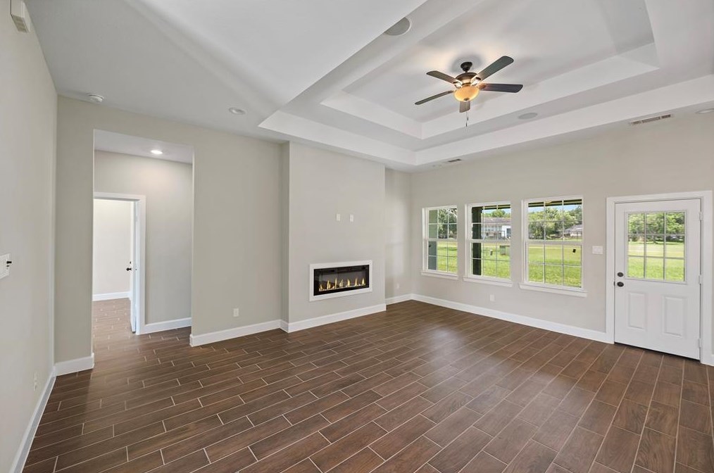 614 Longhorn Trl, Angleton TX 77515-9623 exterior