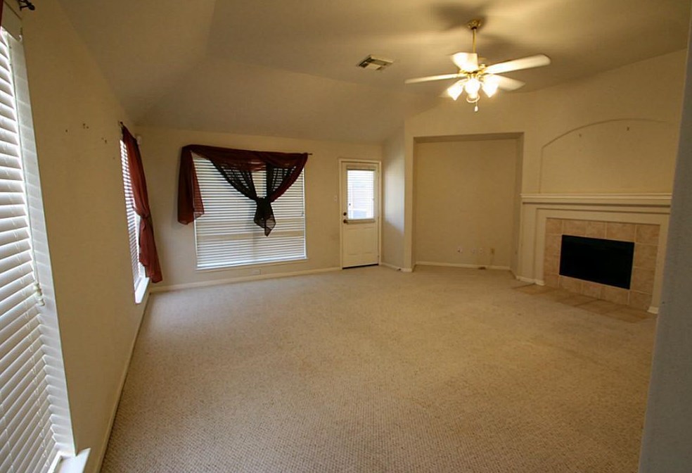 13615 Braydon Bend Dr, Houston TX  77041-1270 exterior