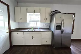 1083 County Rd 3141 East, Cleveland, TX 77327 - Photo 9