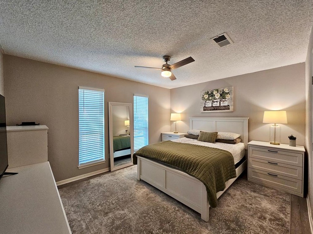 710 Silverpines Rd, Houston TX  77062-5612 exterior