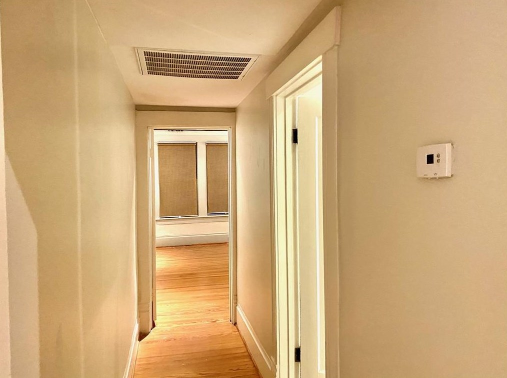 2905 Albany St, Houston TX  77006-3207 exterior