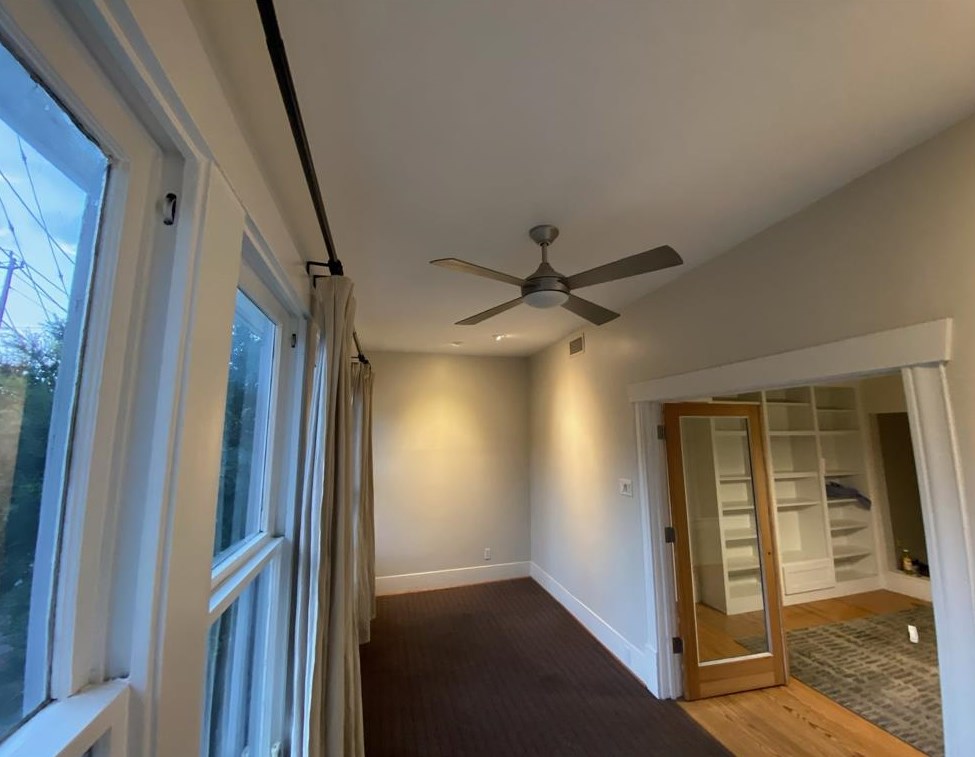 2905 Albany St, Houston TX  77006-3207 exterior