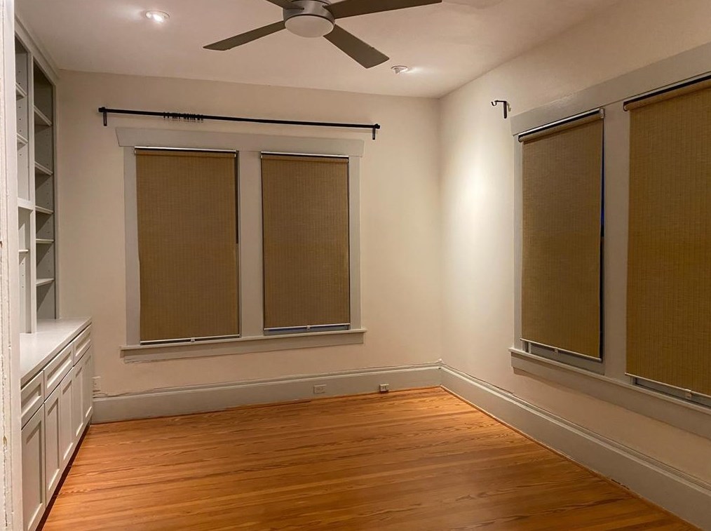 2905 Albany St, Houston TX  77006-3207 exterior