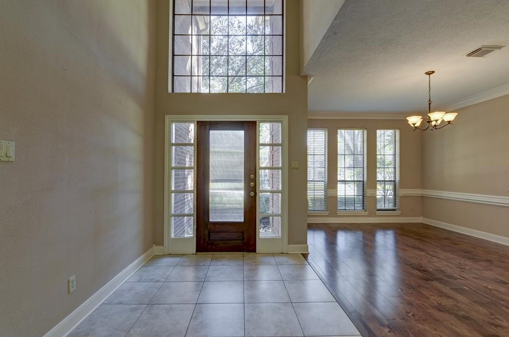 3518 Rolling Forest Dr, Spring TX  77388-5141 exterior