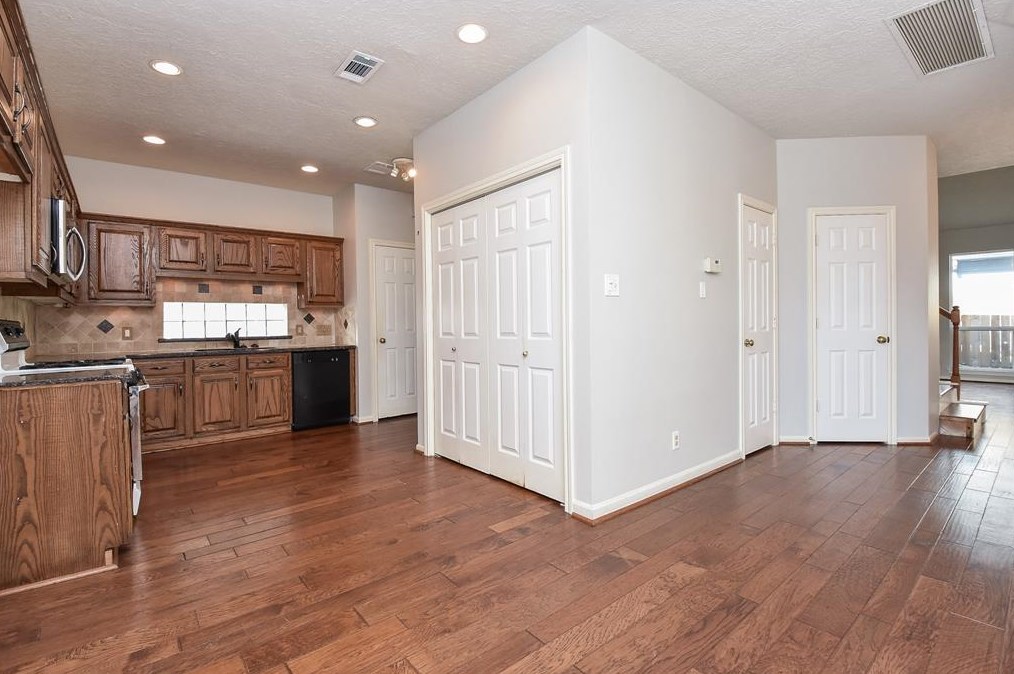 5842 Cinnamon Crk Cir, Houston TX  77084-2149 exterior