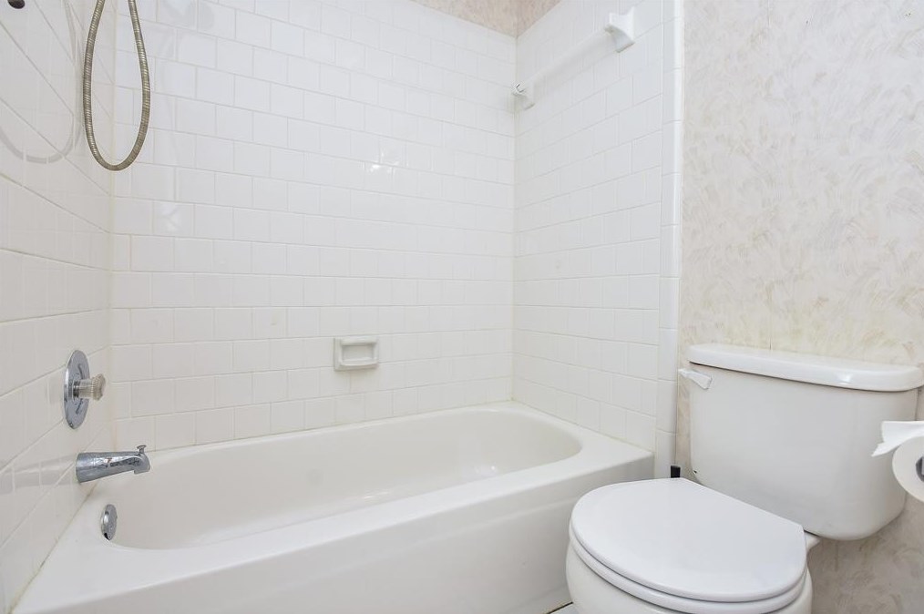 5842 Cinnamon Crk Cir, Houston TX  77084-2149 exterior