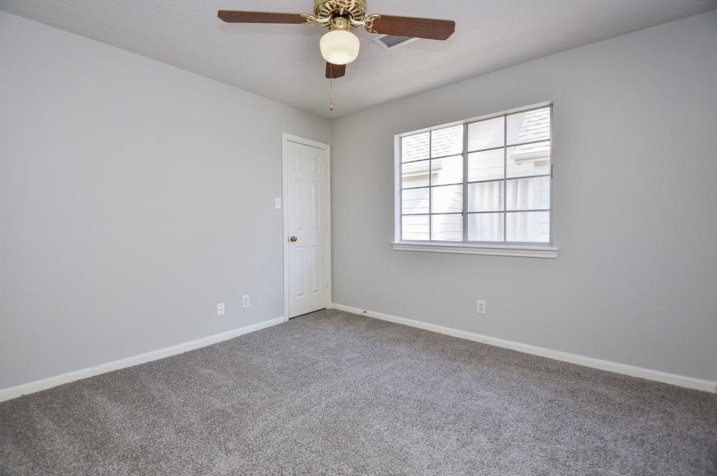 5842 Cinnamon Crk Cir, Houston TX  77084-2149 exterior