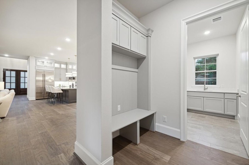 12503 Vindon Dr, Houston TX  77024-4000 exterior