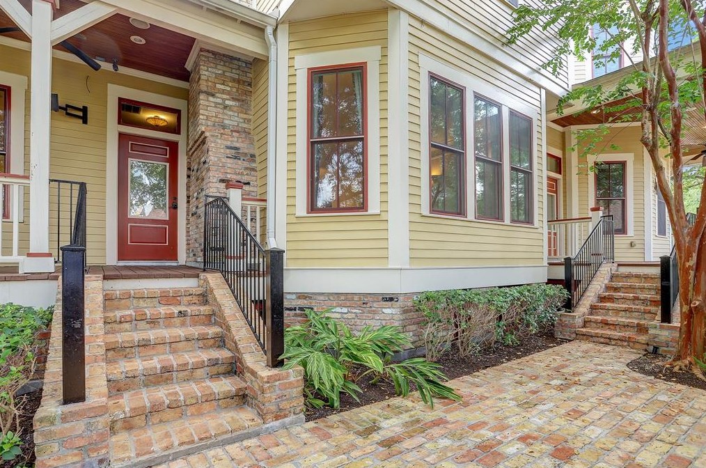 838 Nicholson St, Houston TX  77007-1441 exterior