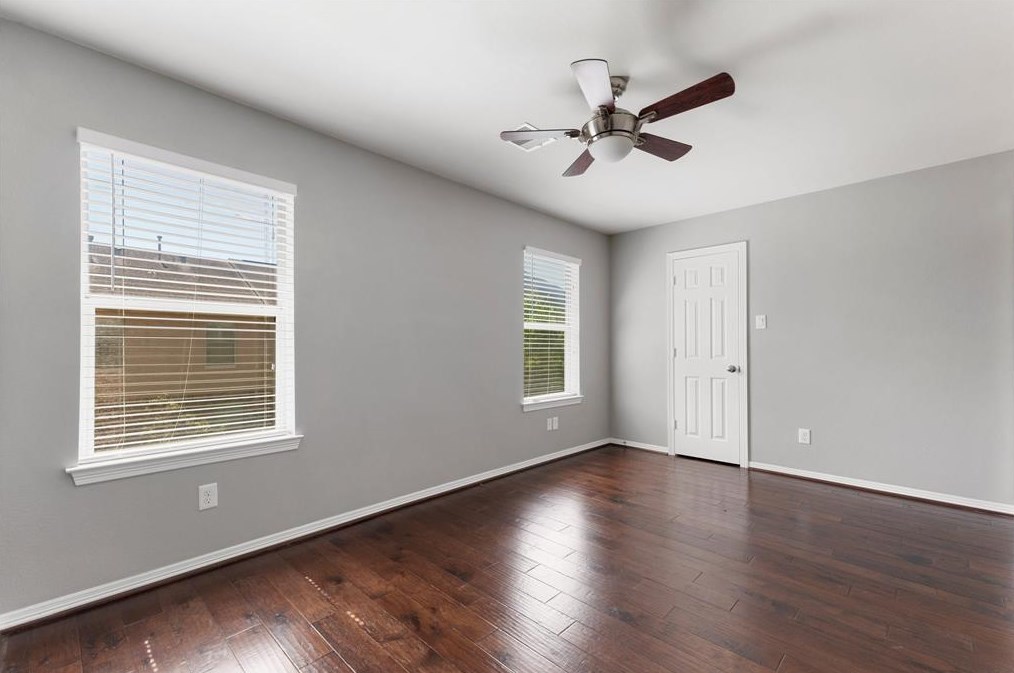 8101 Silverton Crk Ln, Houston TX  77040-5152 exterior