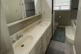 303 S 17th St, Nederland, TX 77627 - Photo 17