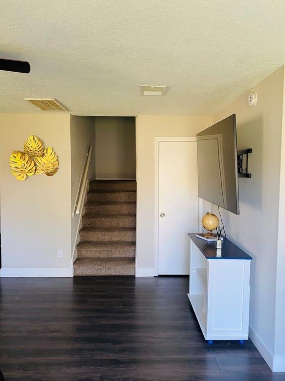 15506 Scenic Hvn Dr, Houston TX  77083-5451 exterior