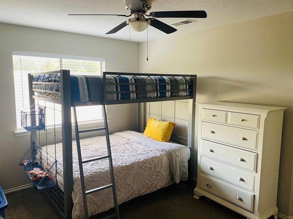 15506 Scenic Hvn Dr, Houston TX  77083-5451 exterior