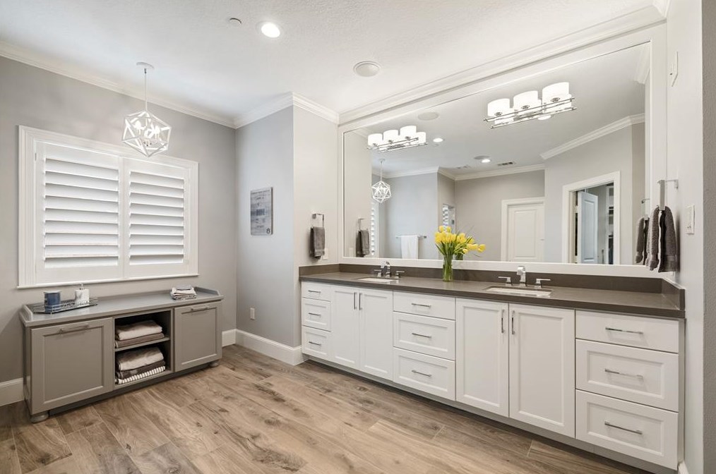 1372 Lake Pointe Pkwy, Sugar Land TX 77478-3996 exterior