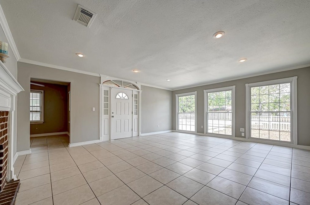 10804 Flaxman St, Houston TX  77029-3755 exterior