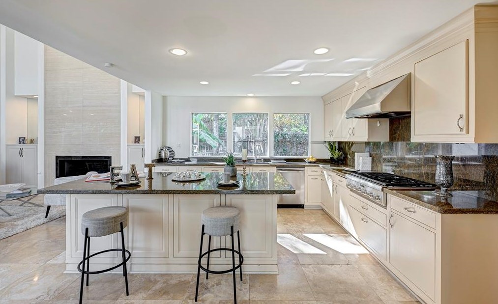 11003 April Way, Houston TX exterior