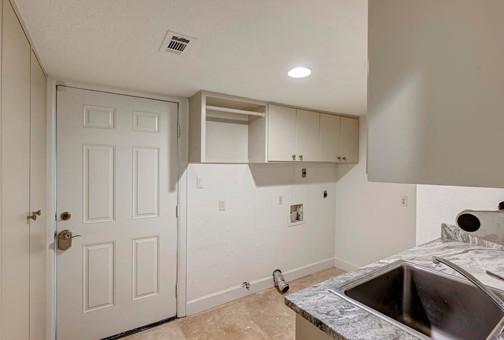 11003 April Way, Houston TX exterior