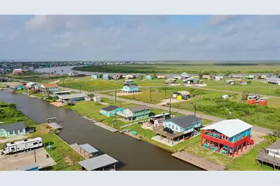 876 County Road 201, Sargent, TX 77414 - Photo 21