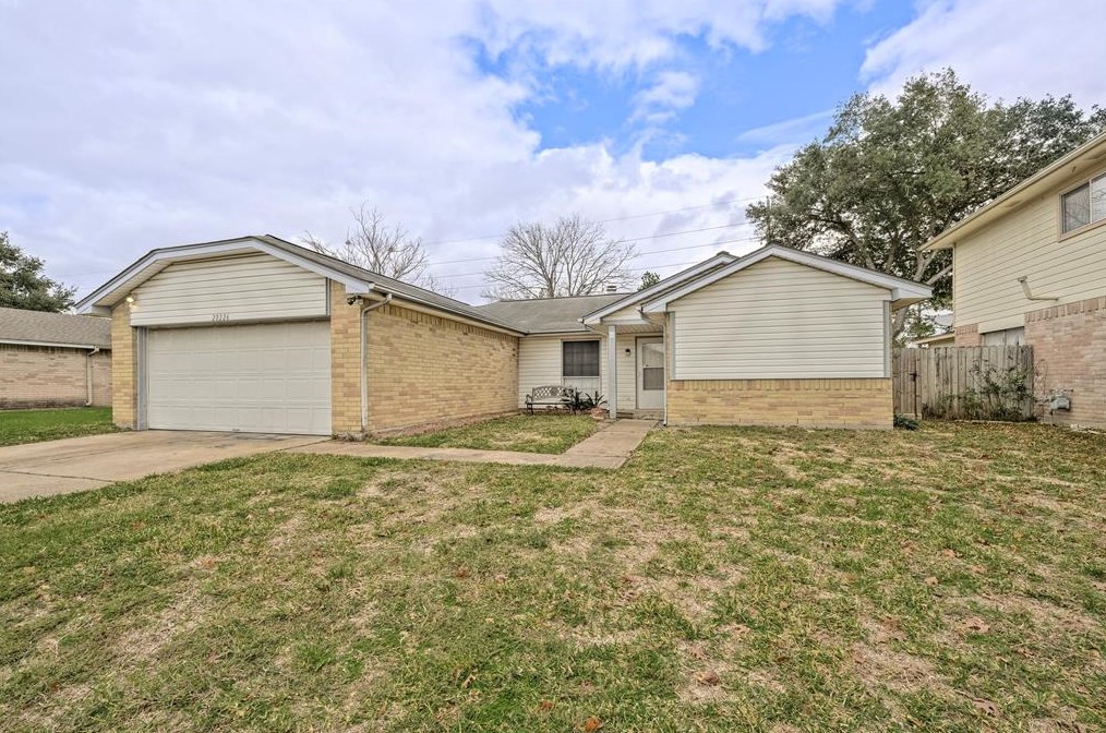 20226 Beechview Ln, Katy TX  77449-3125 exterior