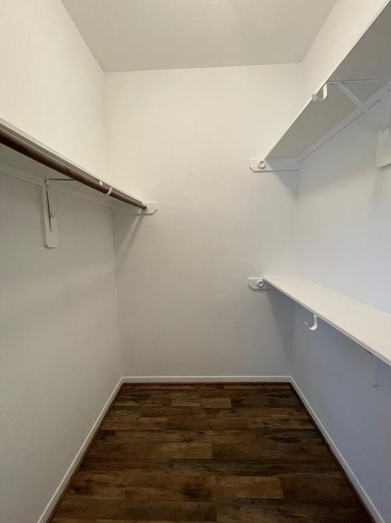 1502 Claremont Garden Cir, Houston TX  77047-3500 exterior